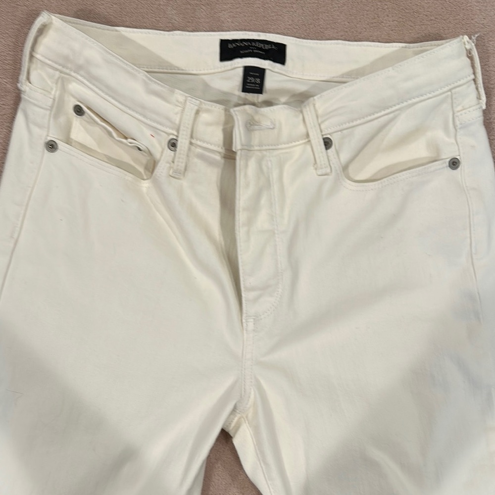 Banana Republic White Slim Jeans Smooth Denim - Women’s
